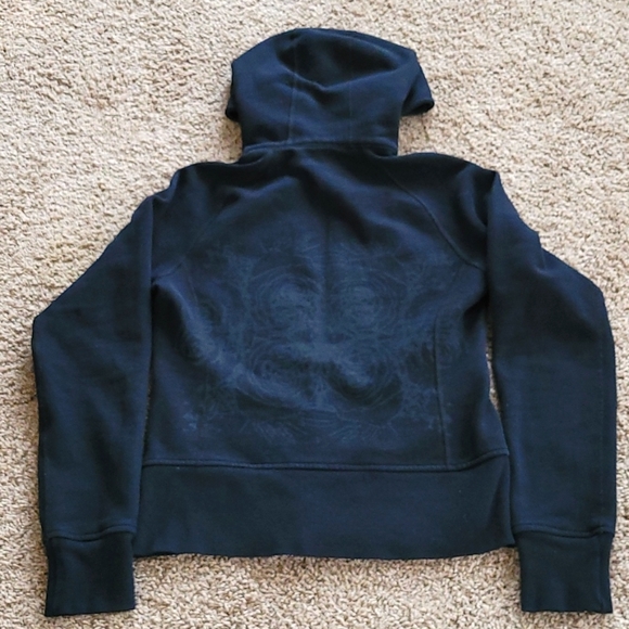 Lululemon Black Scuba Hoodie w/ white logo, printed on Back Size 6 - Picture 8 of 12